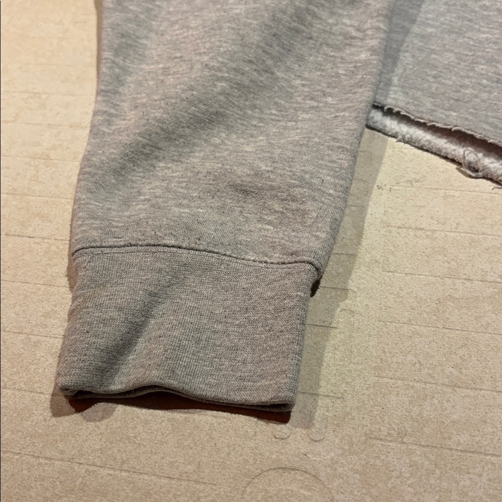 Cedar Point Crop Sweatshirt-Women’s SZ Small - Picture 5 of 6